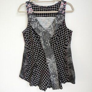 Anthropology Women's sleeveless shirt with multiple colorful patterns - Size M